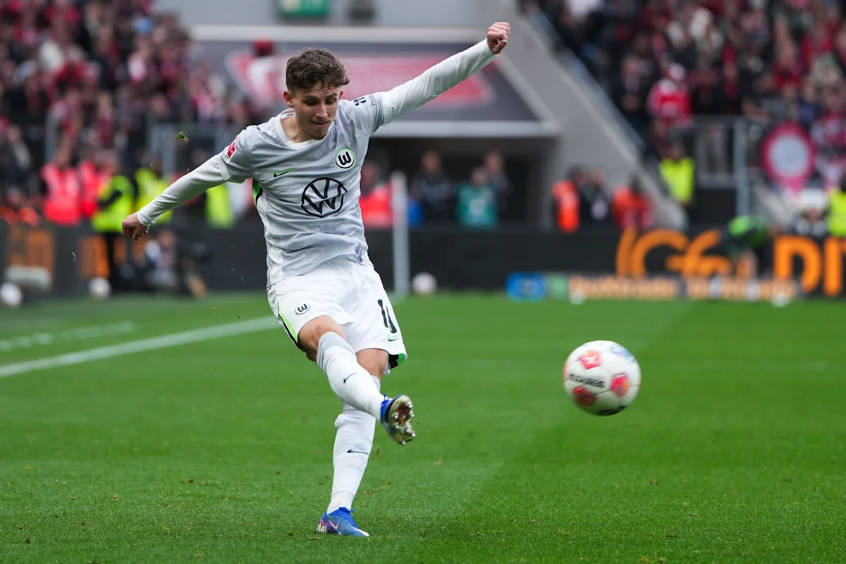 Lindstrøm Loan to Schalke Stalls Over Purchase Clause