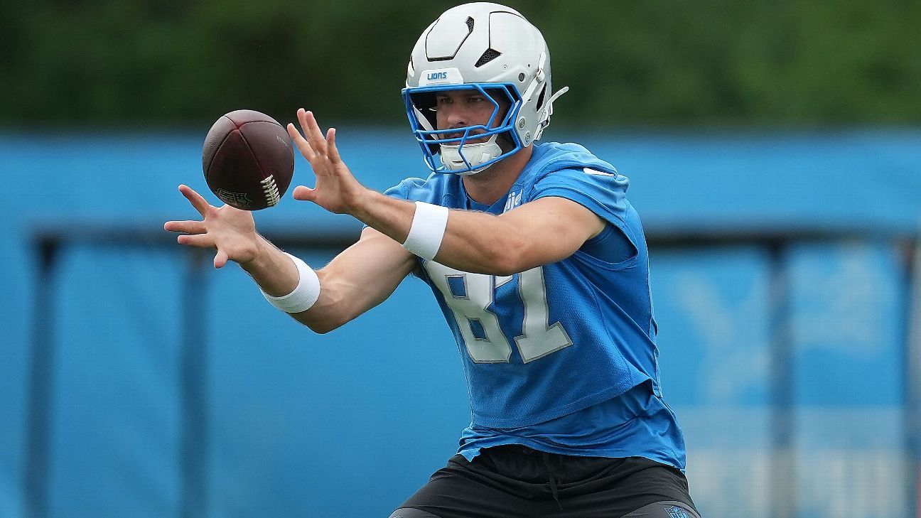 Lions TE LaPorta's Week 1 Status Uncertain Due to Hip Injury