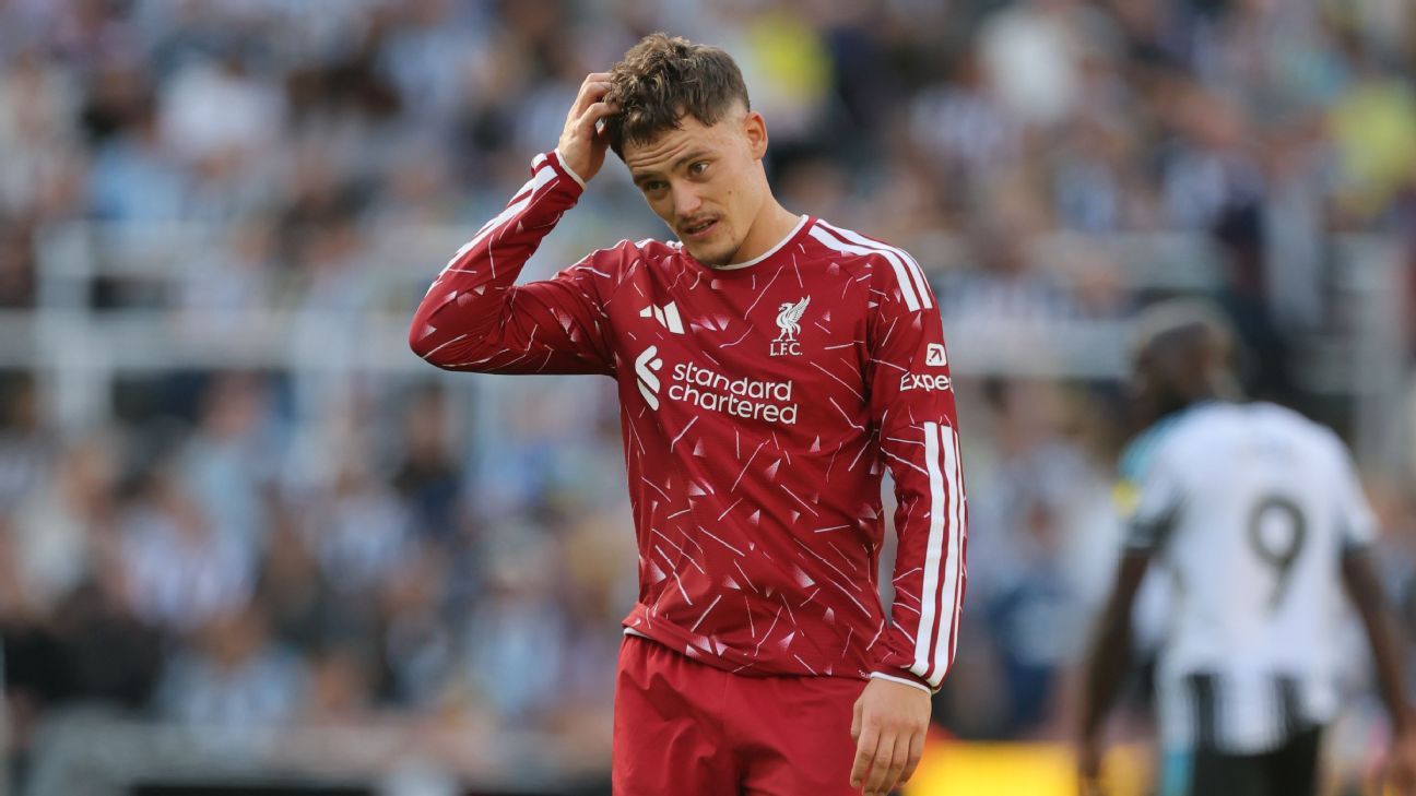 El Liverpool tiene dificultades en el inicio de la Premier League