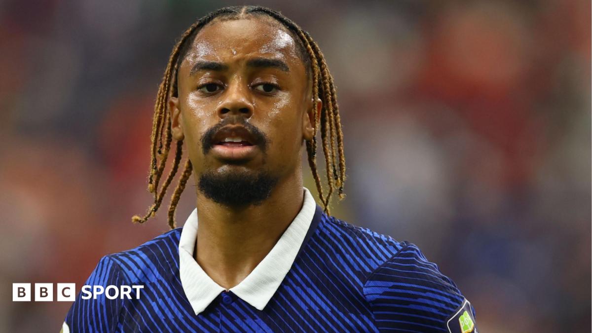 Liverpool to Make Opening Bid for PSG's Barcola