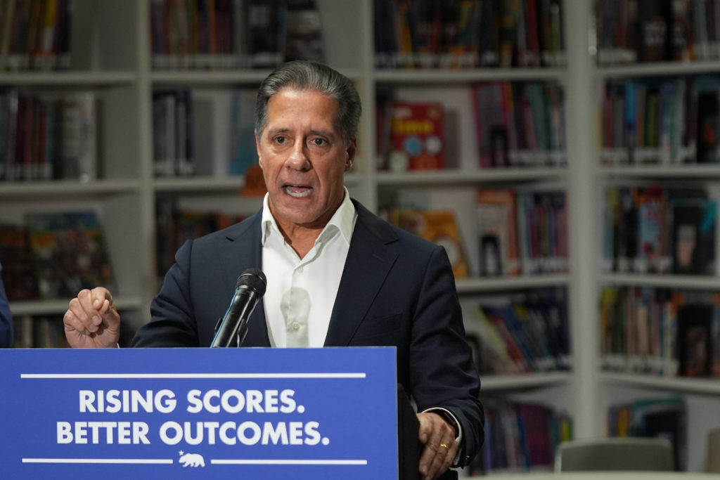 Los Angeles Public Schools Superintendent Resigns Following Federal Investigation