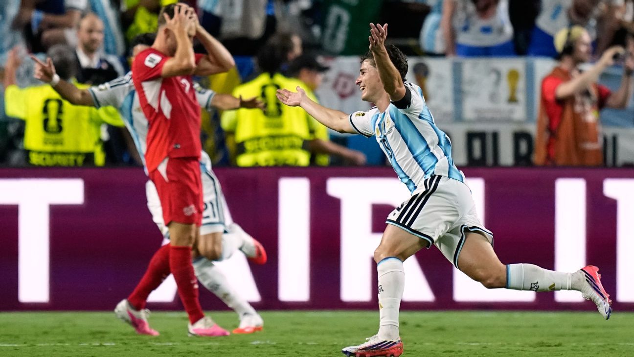 Álvarez's Goal Provides Emotional Release for Argentina