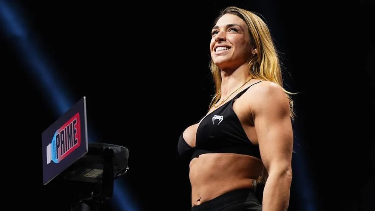Mackenzie Dern Wins UFC Strawweight Championship