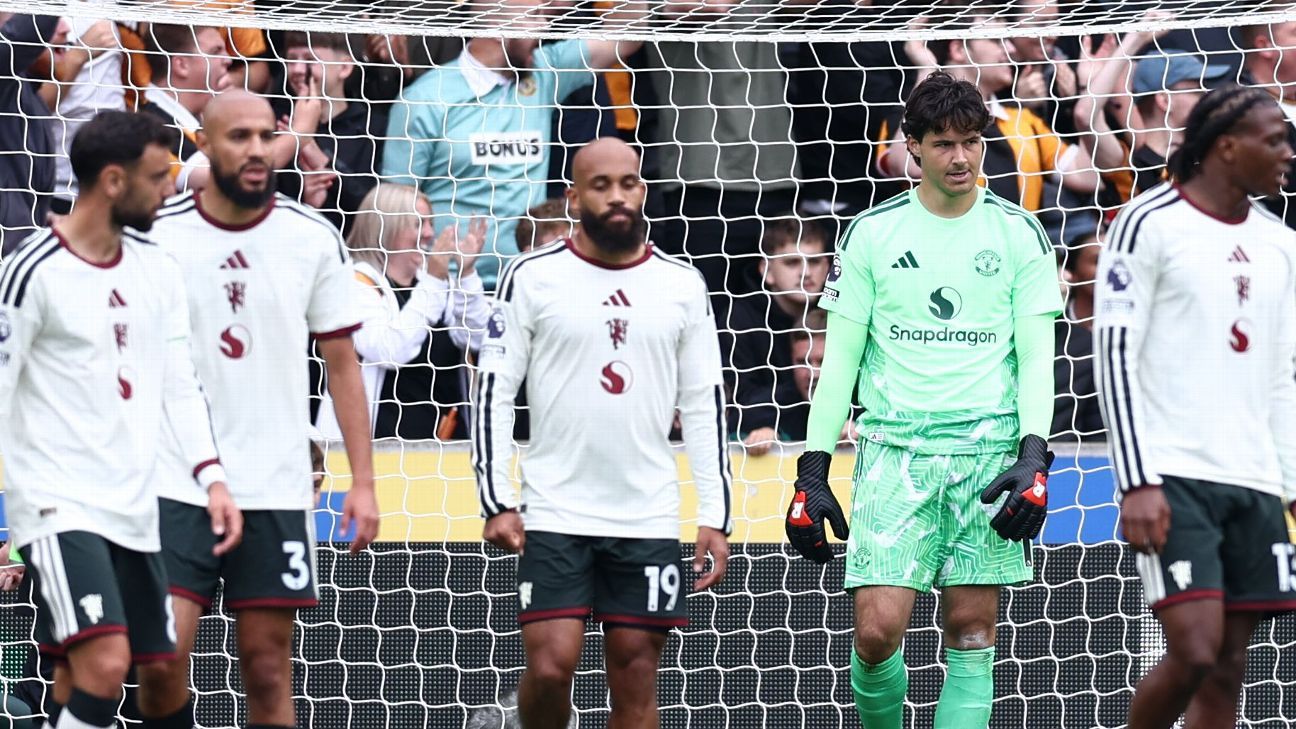 Man United Falls to Hull City in Season Opener