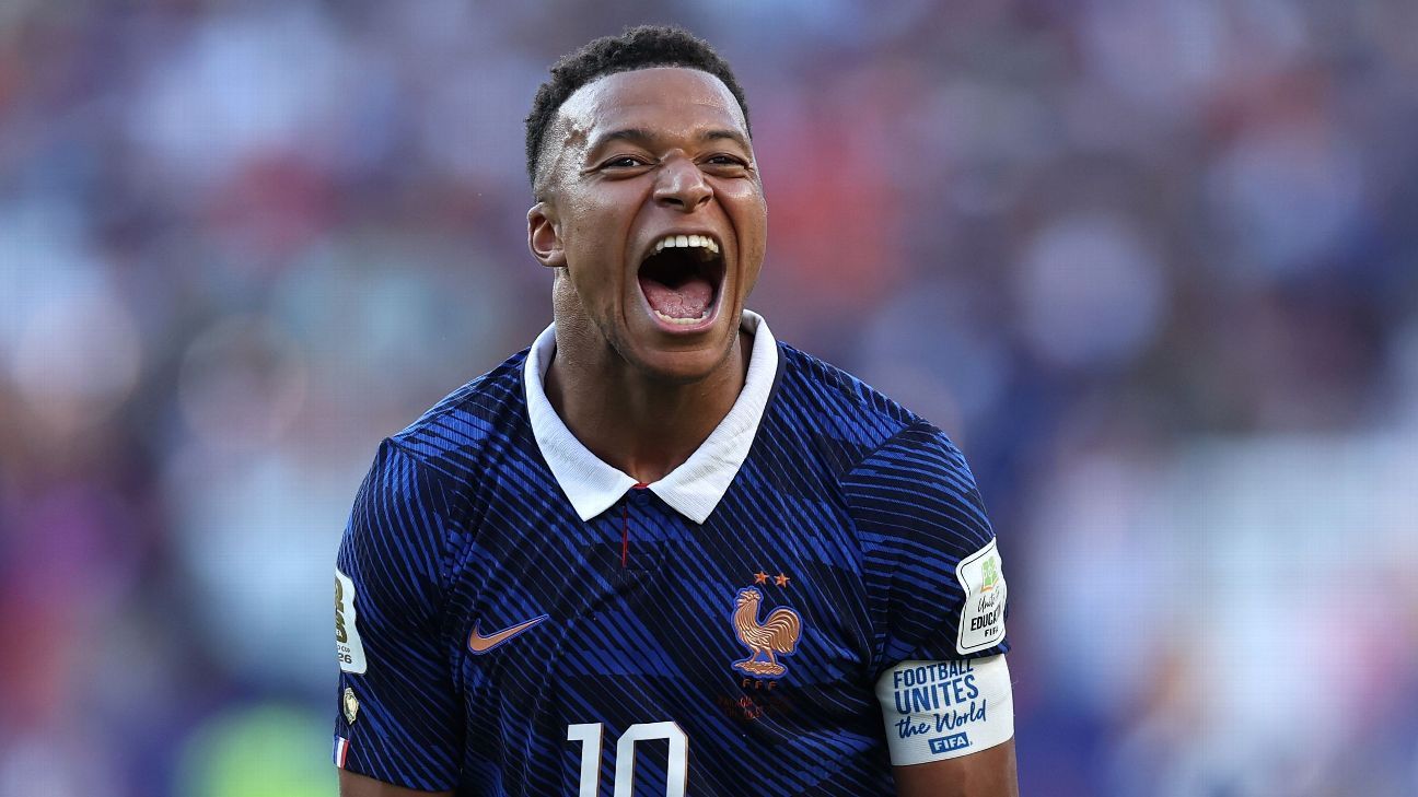 Mbappé Comments on Paraguay's Tactics During International Match