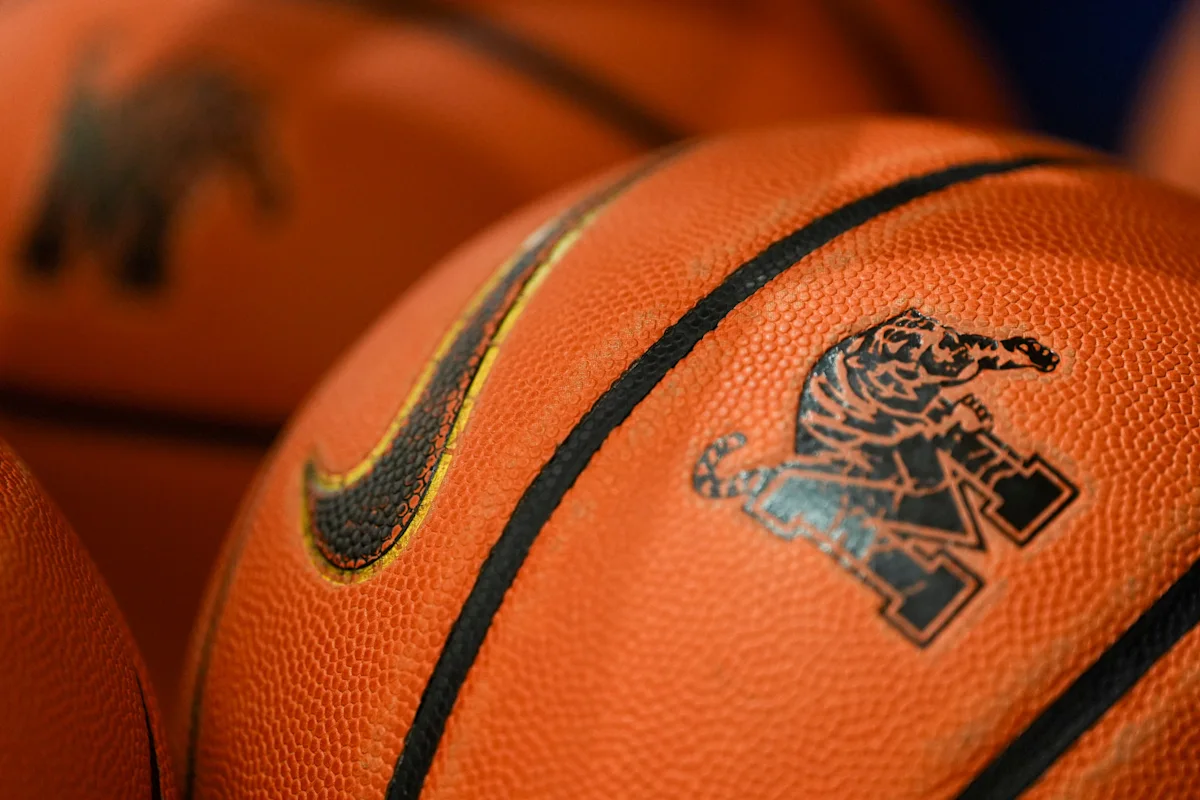 Basketballspiel Memphis gegen Dayton nach Columbus verlegt
