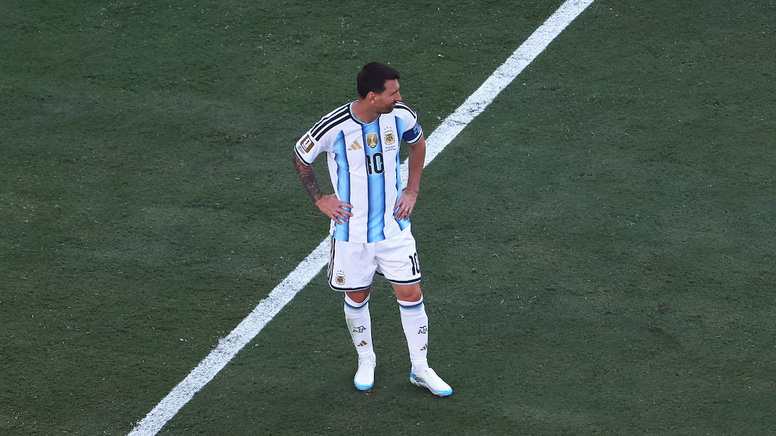 Messi Visibly Emotional After Likely Final World Cup Match