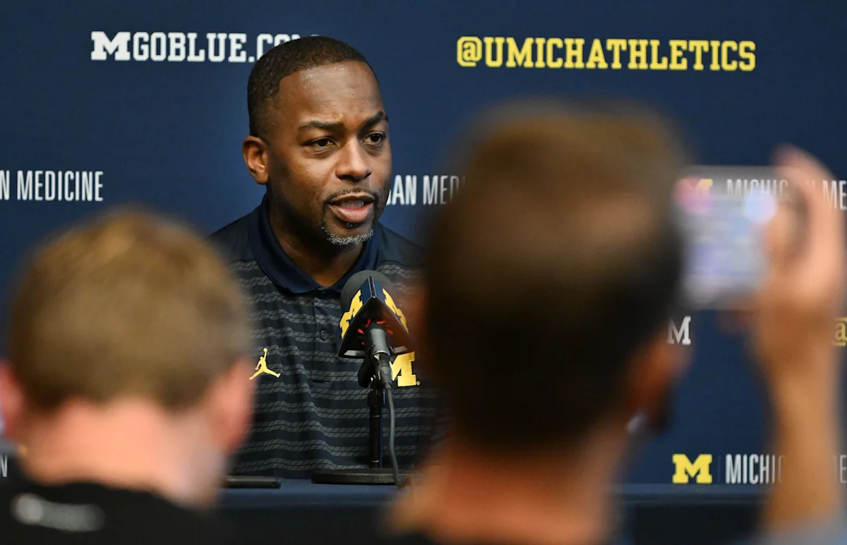 Michigan Basketball Adds NBA G League Coach to Staff