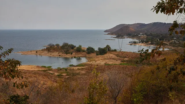 Mindestens 80 Tote bei Fährunglück auf dem Karibasee in Simbabwe