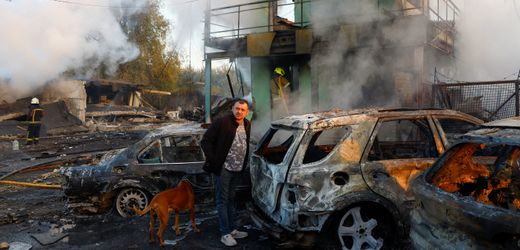 Mindestens elf Tote bei massiven russischen Angriffen auf die Ukraine