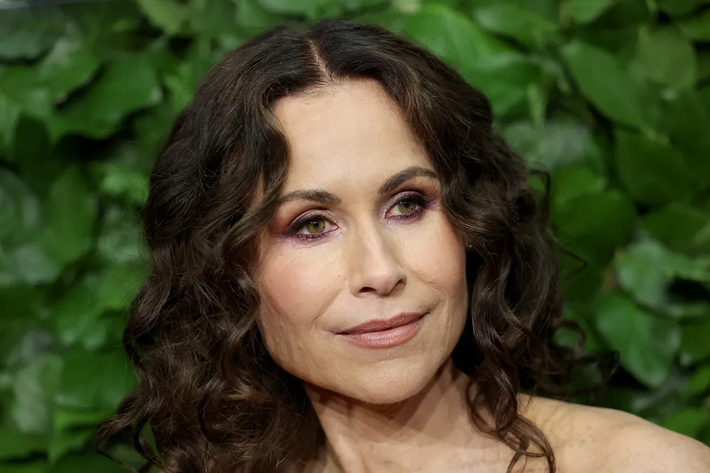 Minnie Driver bei Autounfall in Frankreich verletzt