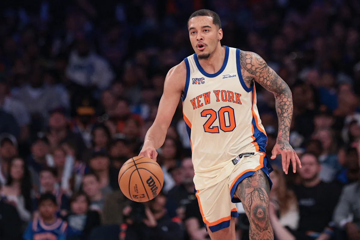 Симулирана размяна изпраща тежък нападател от Knicks към Lakers