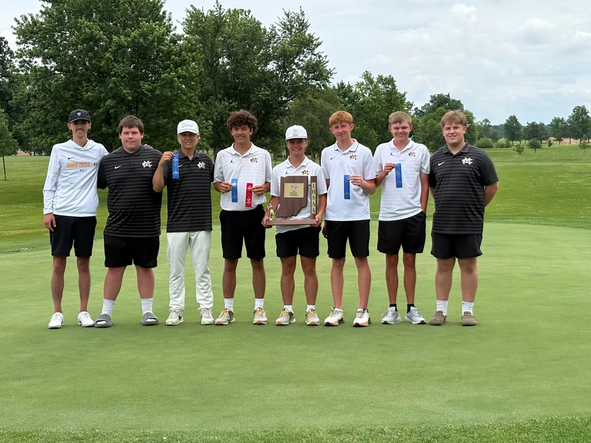 El equipo masculino de golf de Monroe Central conquista su primer título seccional en cinco años