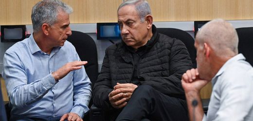 Mossad-Plan für Regimewechsel im Iran scheitert: Rolle von Ahmadinejad und Koalitionsüberlegungen der Grünen mit der Linken