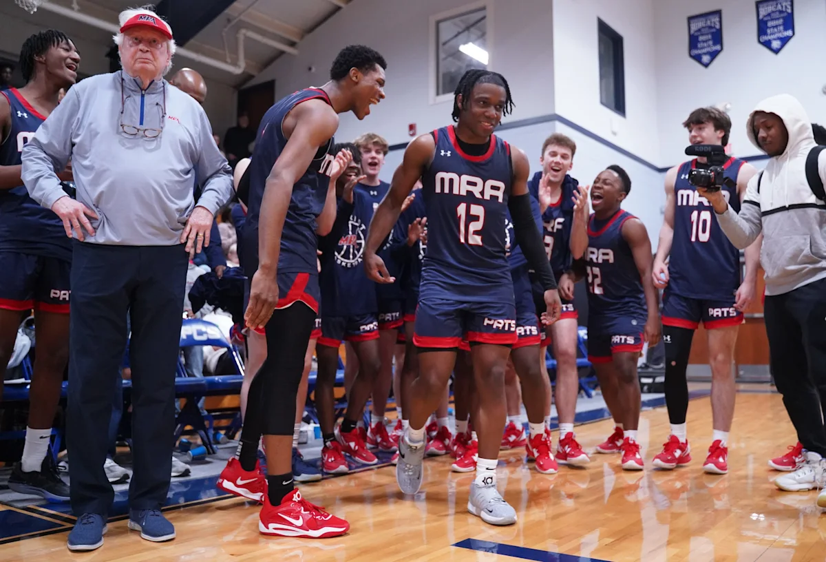 MRA wird das Basketballtrikot von Josh Hubbard ausmusteren