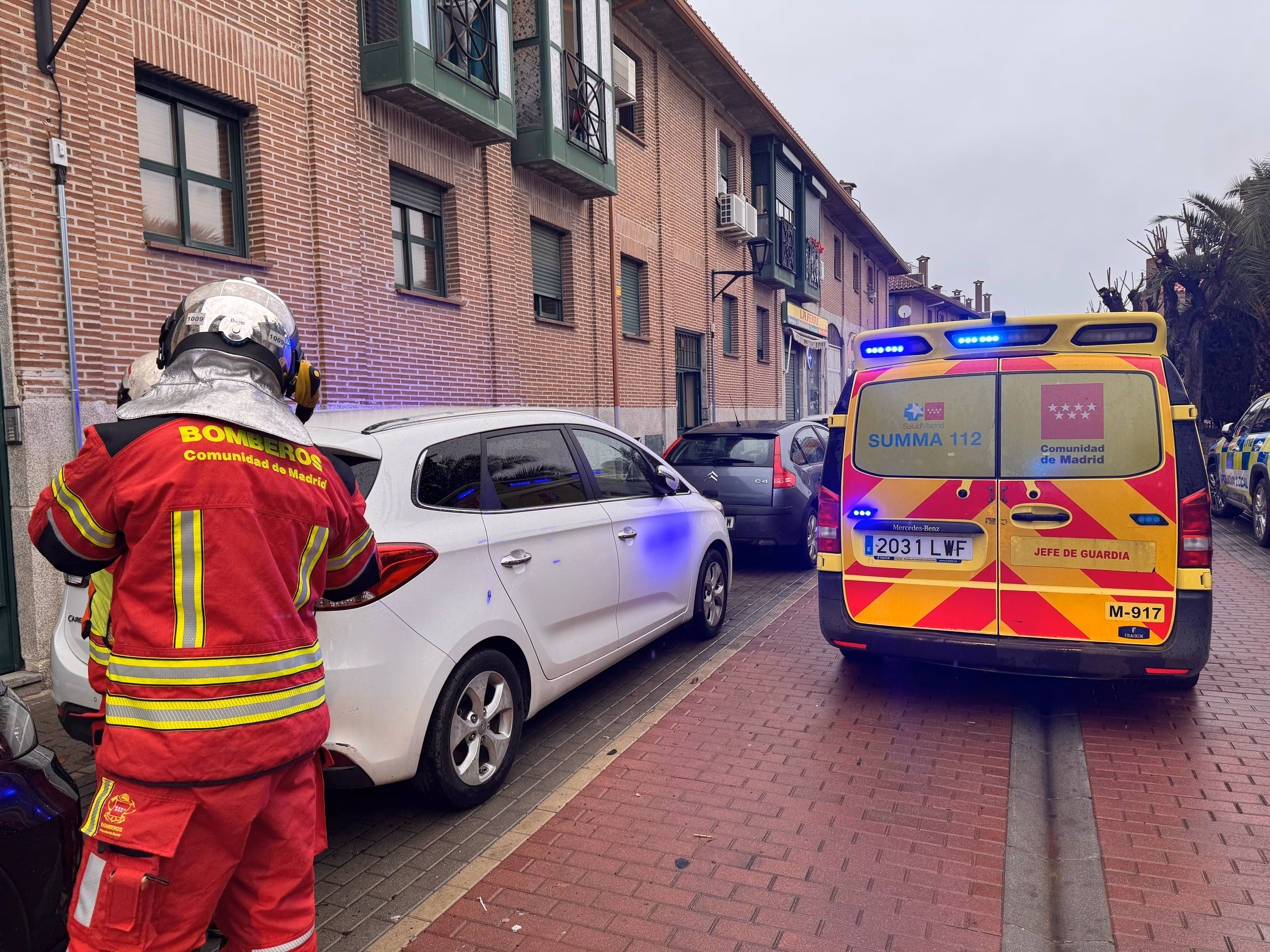 Mujer muere tras ser agredida e incendiada por dos hombres contratados por su marido en Madrid