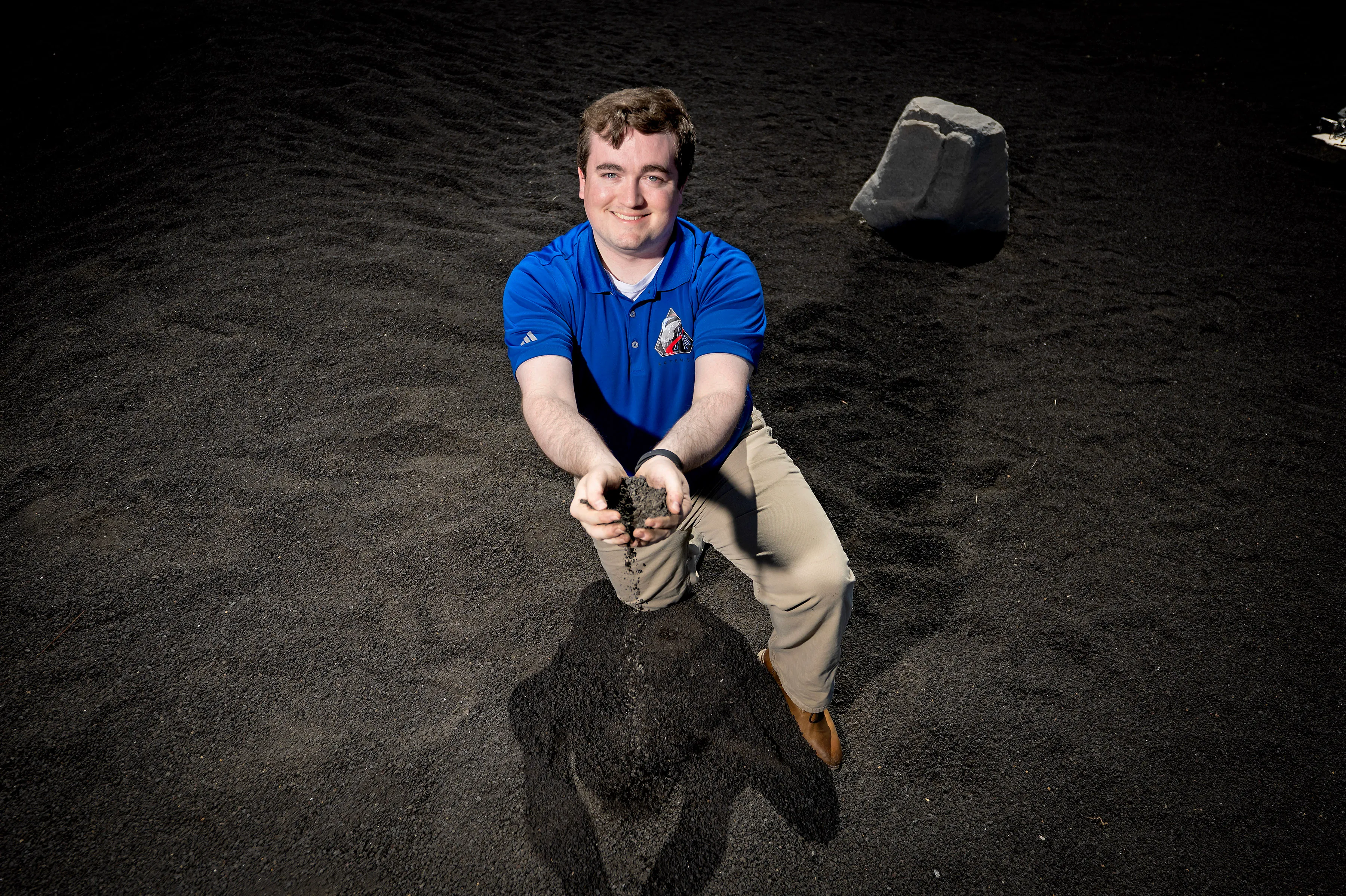 NASA Engineer Daniel Stubbs Addresses Lunar Dust Challenges for Artemis