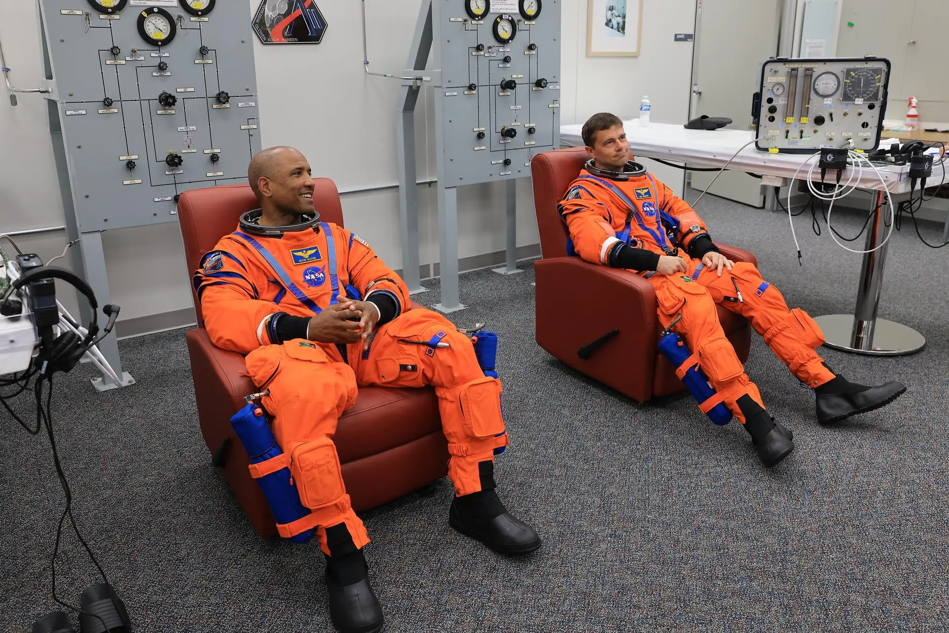 NASA Names Glover, Wiseman to Emeritus Program
