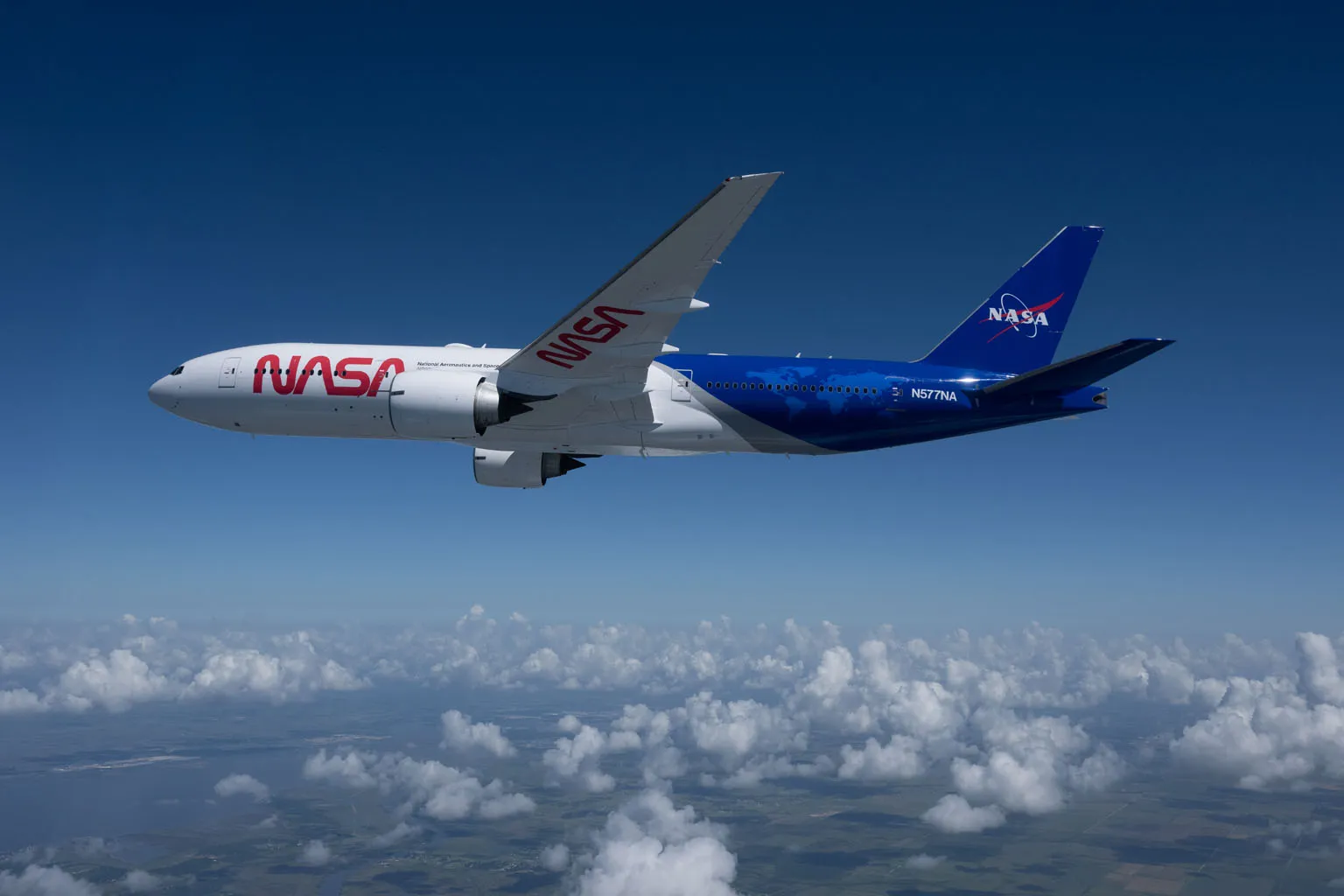 NASA’s Boeing 777 Receives New Paint Job