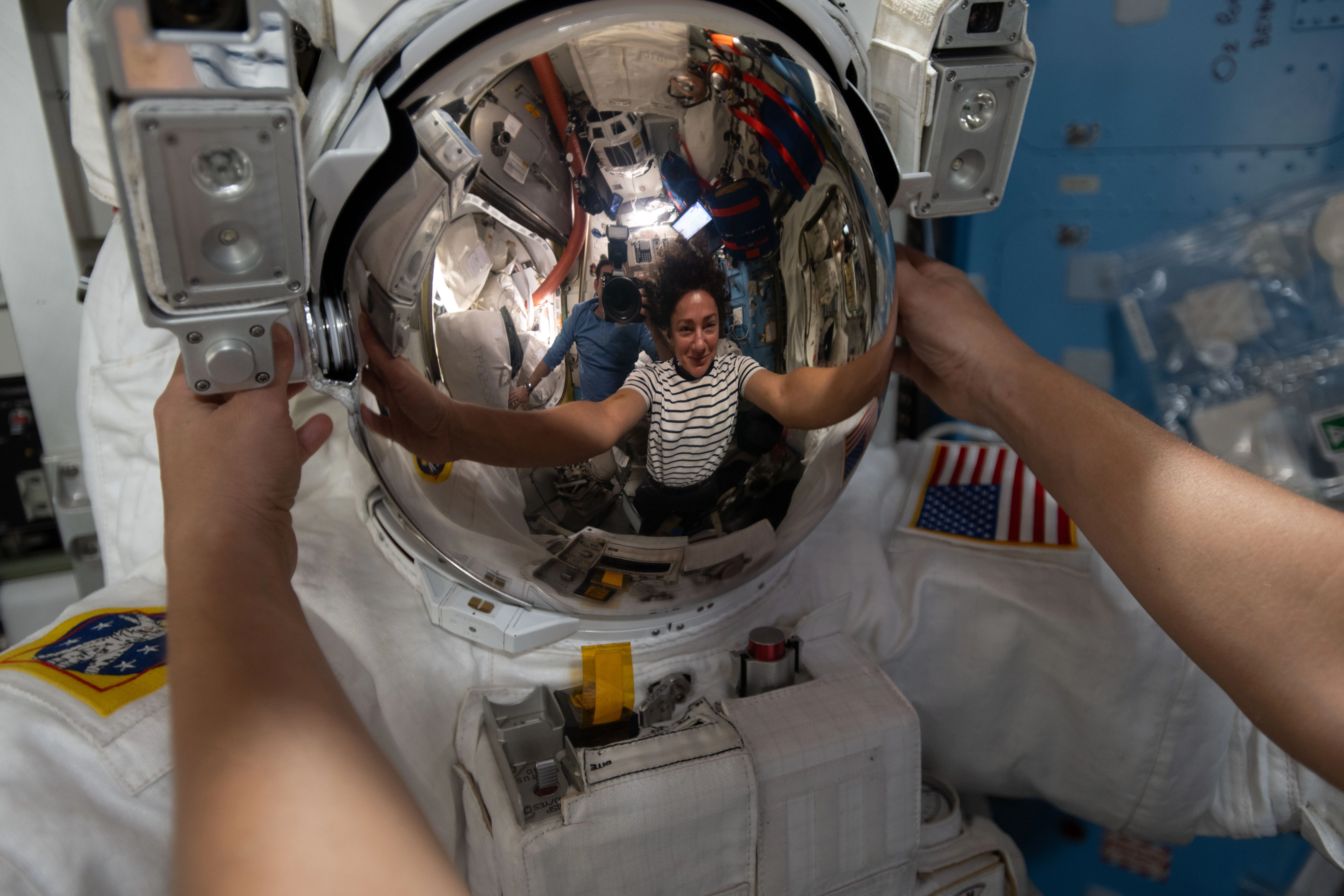 La NASA Transmitirá Tres Caminatas Espaciales en Agosto