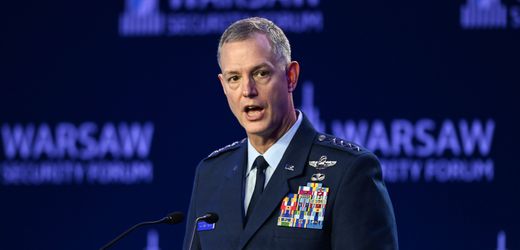NATO-Befehlshaber Grynkewich und Bundeswehr-General Breuer diskutieren Kriegsszenarien mit Russland und ukrainische Gegenangriffe