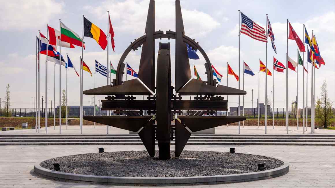 NATO-Praktikant wegen Spionageverdachts festgenommen, angeblich chinesischer Herkunft