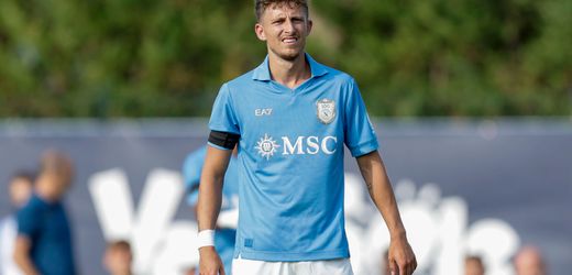Neapel beschuldigt Schalke nach geplatztem Lindström-Transfer und droht mit rechtlichen Schritten