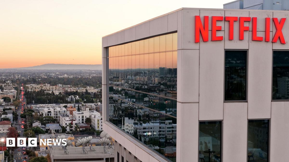 Netflix to Cut 1,000 Jobs Amid Slowing Revenue Growth