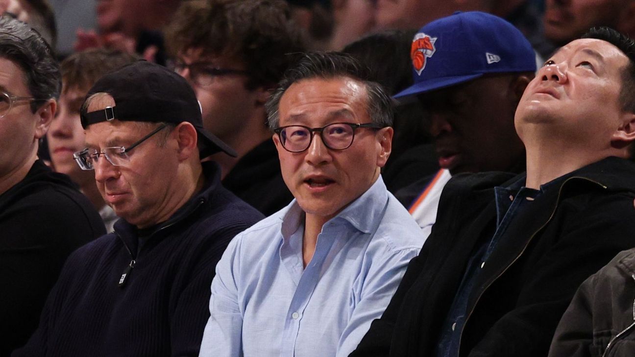 Nets Owner Calls Knicks’ Success ‘Embarrassing’