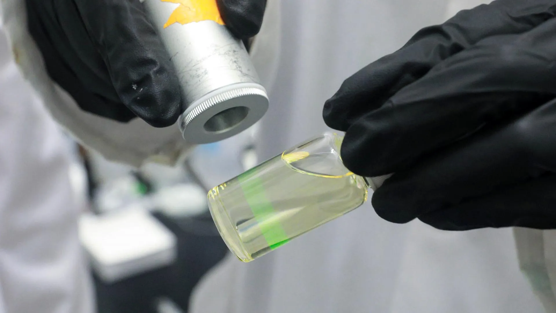 Nuevas nanopartículas detectan rastros químicos con luz brillante