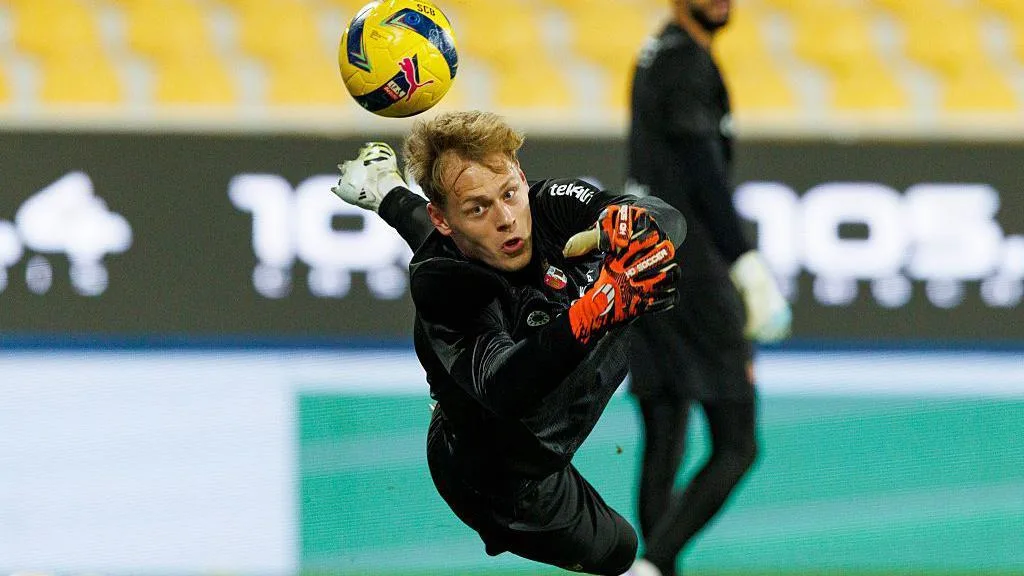 Newcastle United Seeks New Goalkeeper