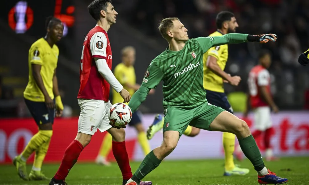 Newcastle United to Trigger Release Clause for Goalkeeper Hornicek