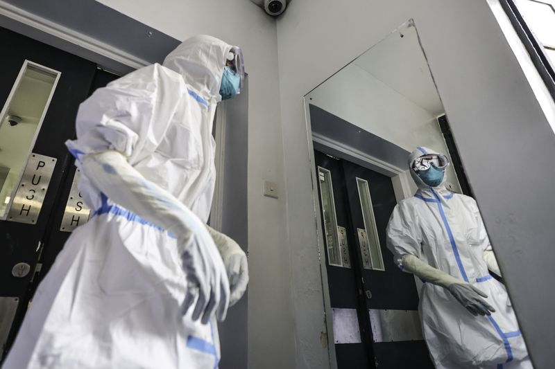 Nigeria confirma caso de Ébola vinculado al brote de Uganda e inicia rastreo de contactos