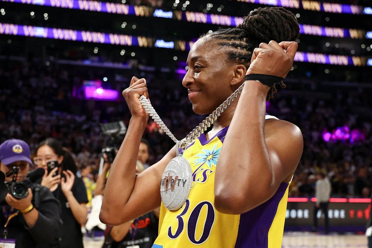 Nneka Ogwumike के बज़र-बीटर ने Sparks को Liberty के खिलाफ जीत दिलाई