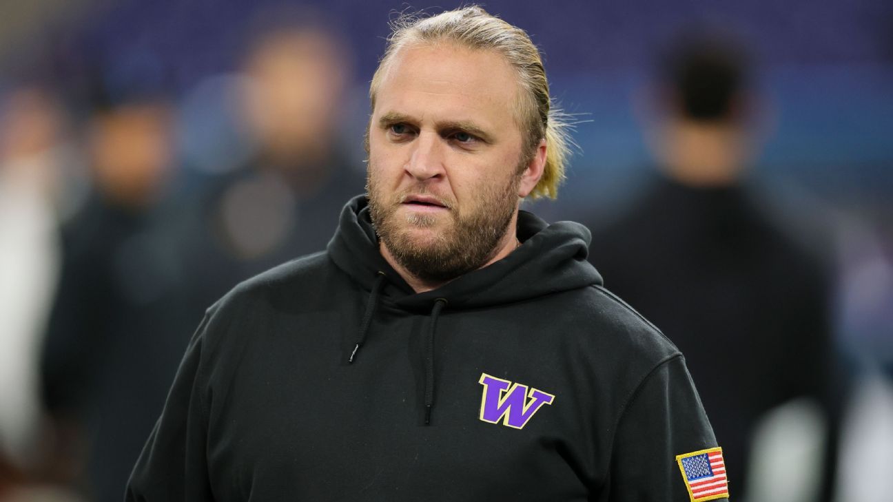 Steve Belichick, coordinador defensivo de Carolina del Norte, en licencia médica indefinida
