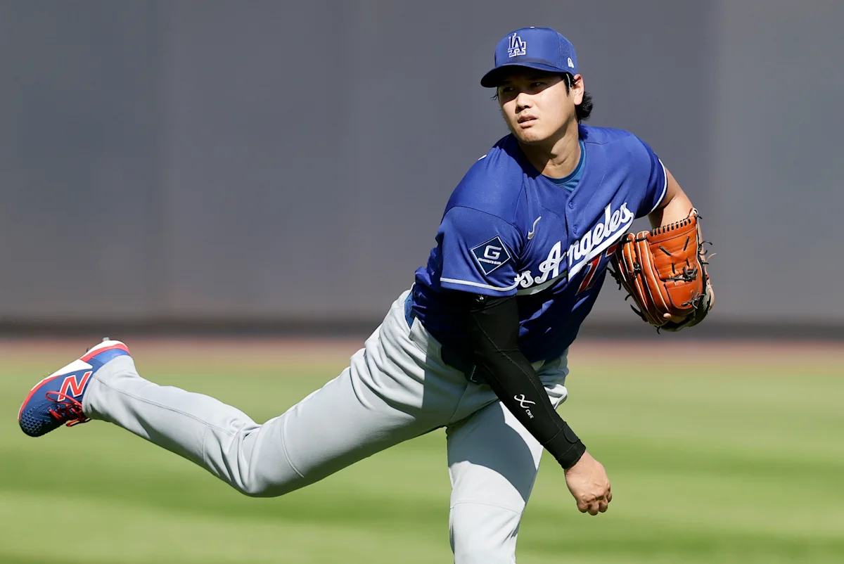 Ohtani Could Pitch Sunday as Dodgers Open with Him
