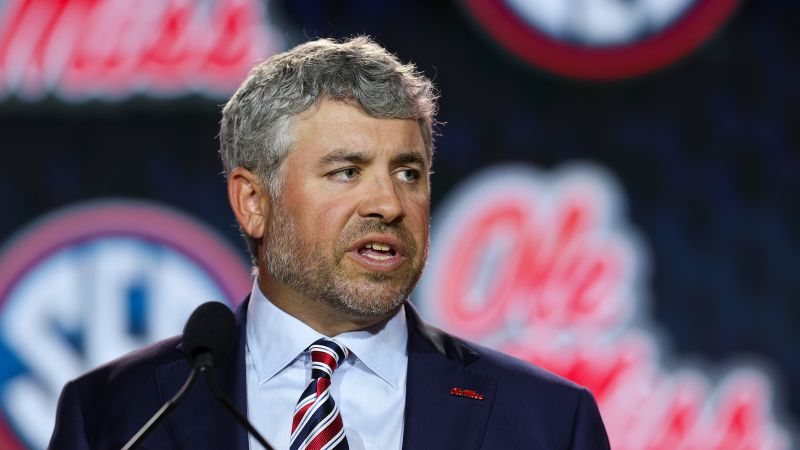 Pete Golding de Ole Miss aborda la salida de Kiffin y las acusaciones de interferencia