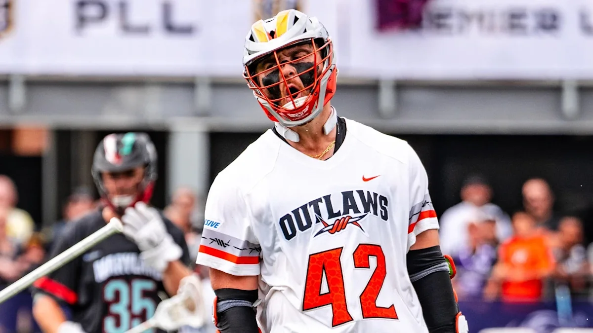 Outlaws Revive Season with Win Over Whipsnakes