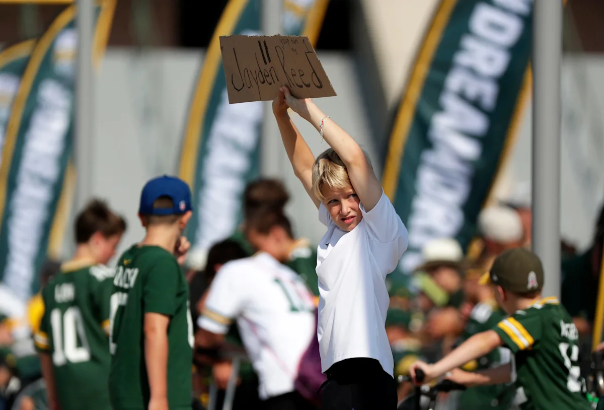 Packers Training Camp Day 3 Includes Fan Activities