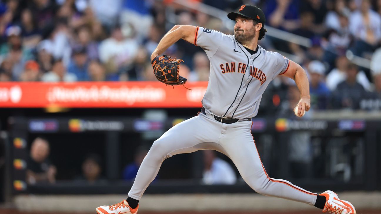Padres Acquire Robbie Ray from Giants