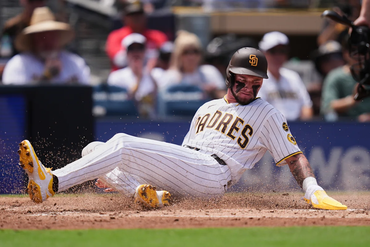 Padres Avoid Sweep with 3-0 Win Over Pirates