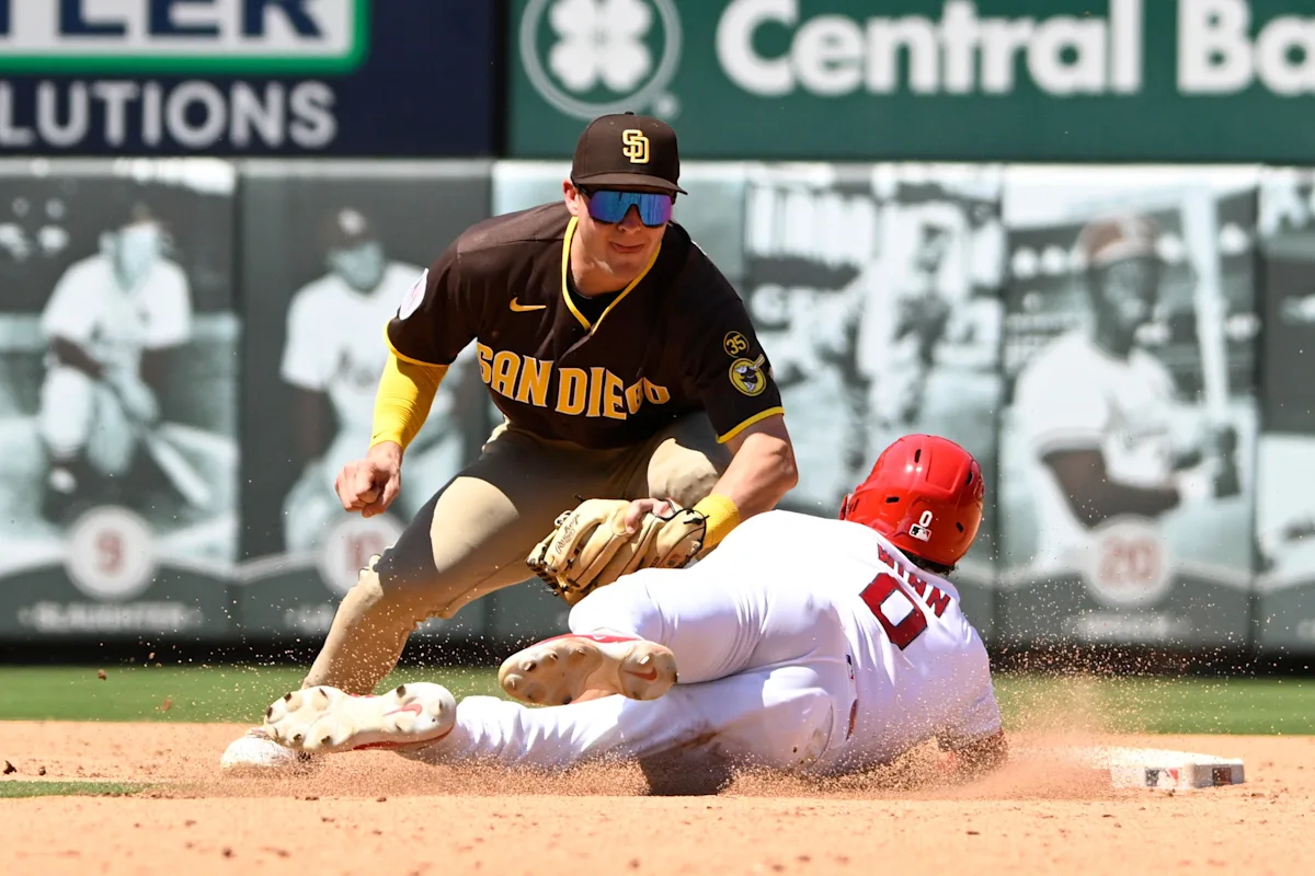 Padres Defeat Cardinals 6-1, Completing Series