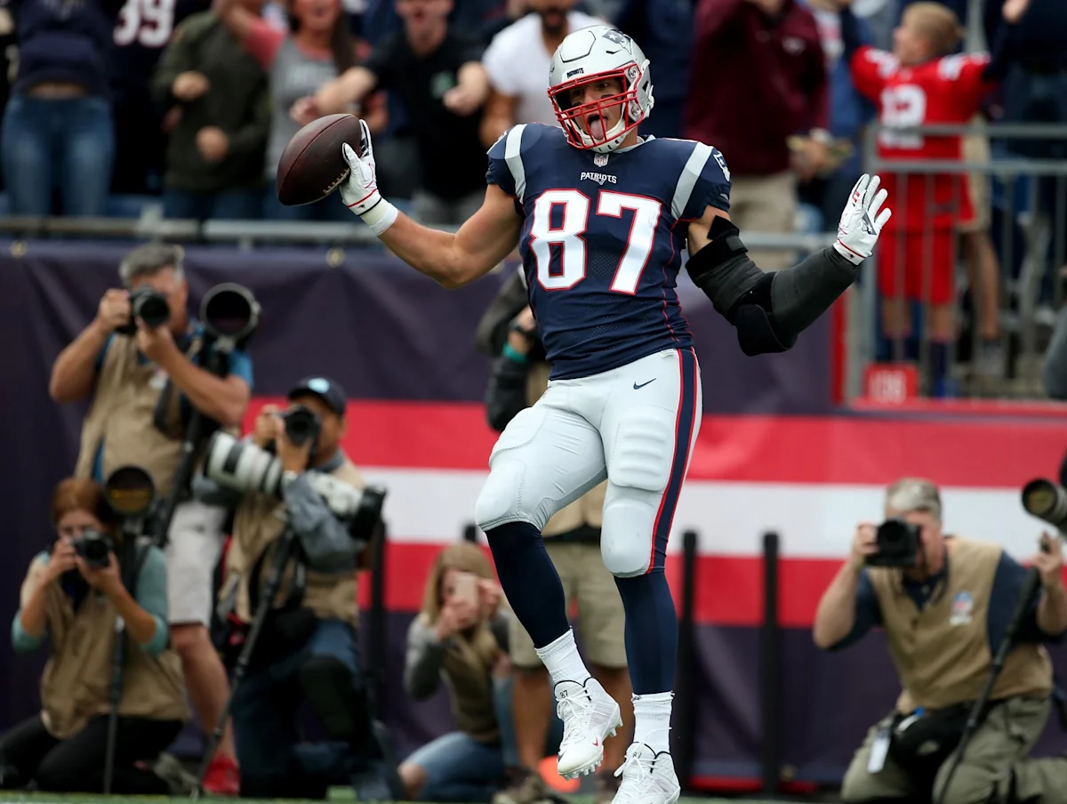 Patriots to Induct Rob Gronkowski into Team Hall of Fame