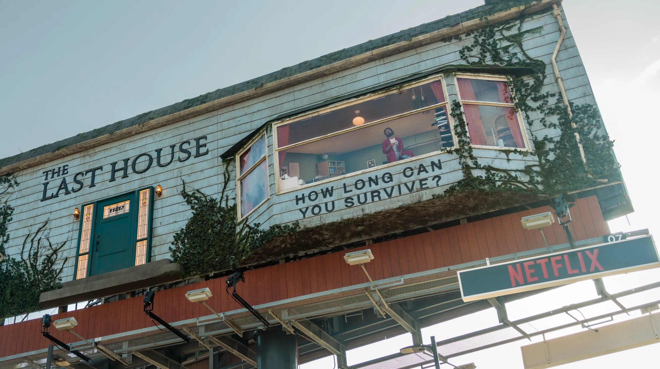 Performer Trapped in Netflix Billboard Stunt
