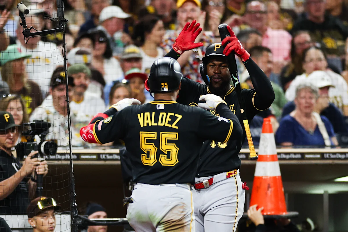 Pirates Defeat Padres 3-2 in 12th Inning