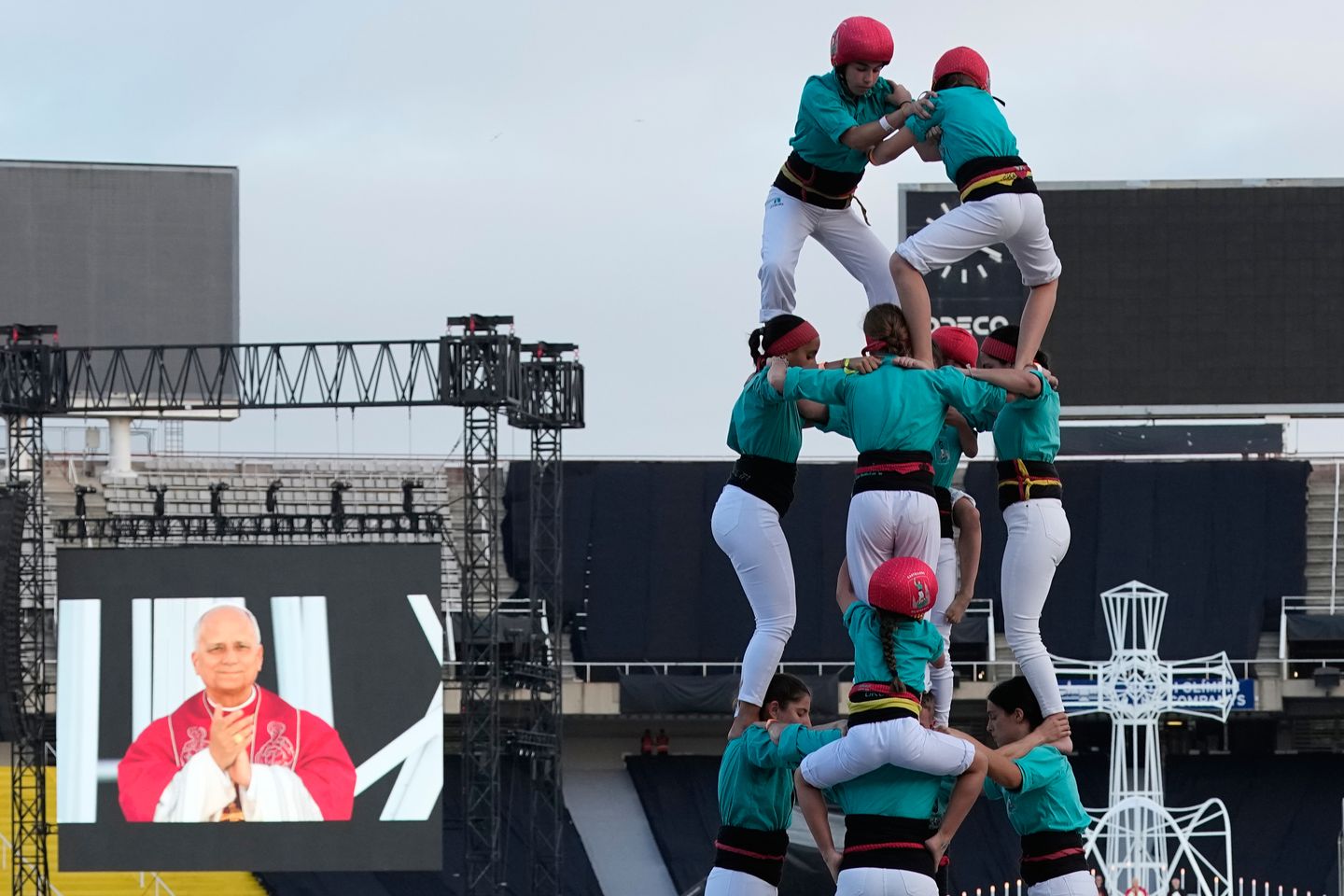 Pope Leo XIV Welcomed in Barcelona with Human Tower Construction