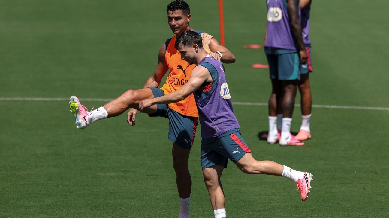 Portugal's Francisco Conceicao Addresses Ball Distribution and Criticism Following World Cup Debut