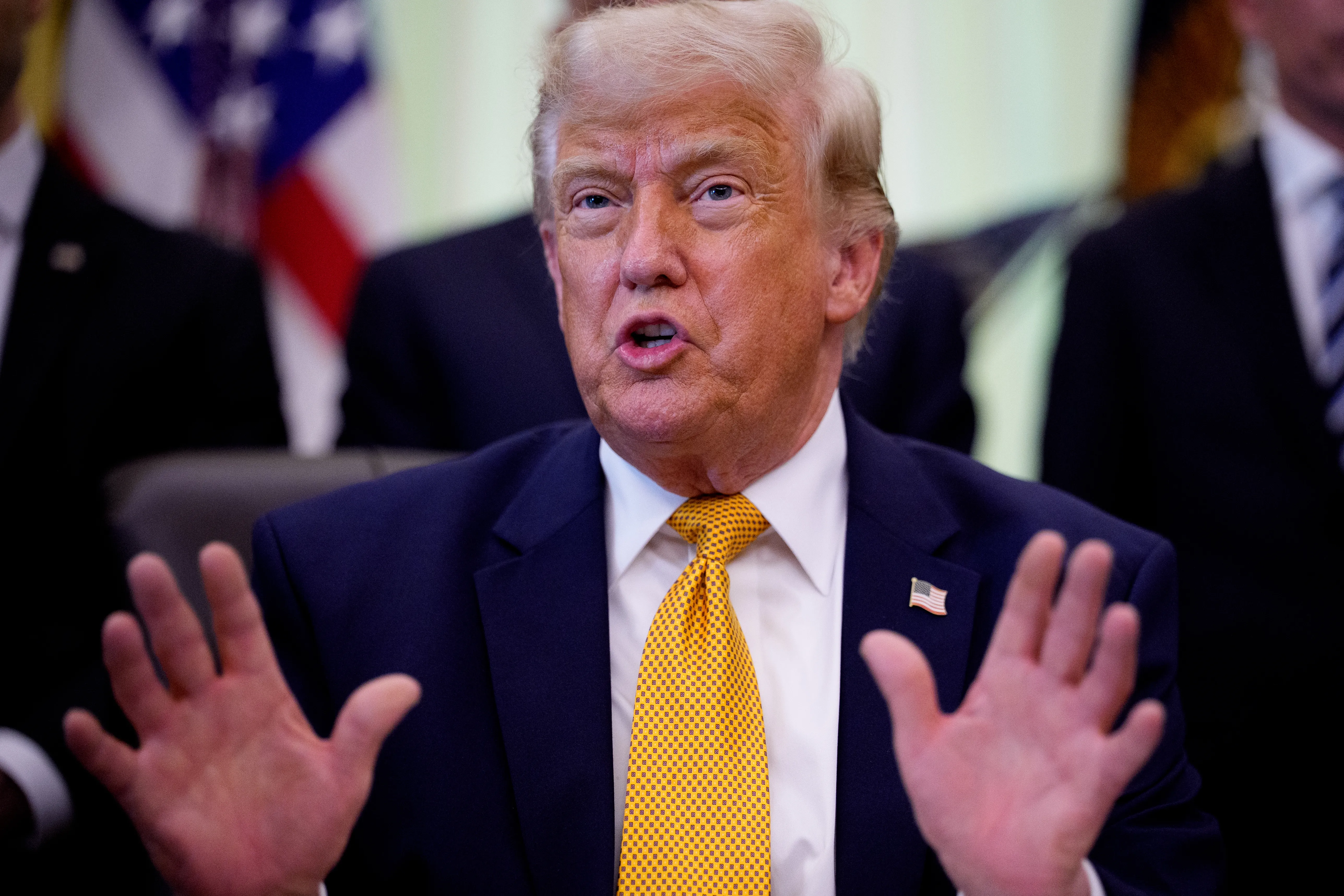President Trump Offers to Resolve Chicago Crime After Weekend Shootings