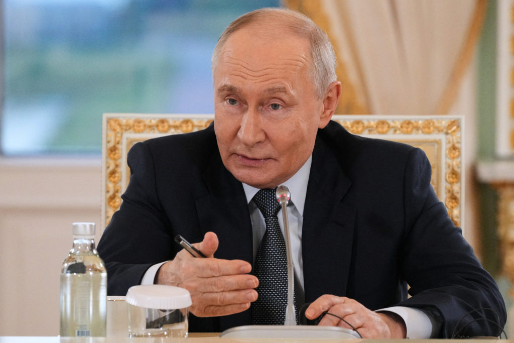 Putin Announces Strengthening of Russian Air Defenses in Response to Ukrainian Drone Attacks