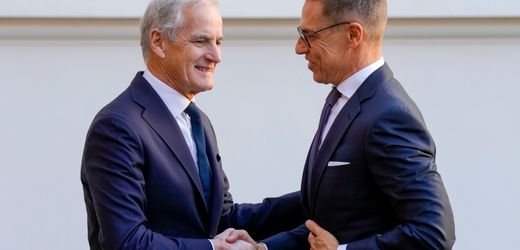 Putin telefoniert erstmals mit finnischem Präsidenten und norwegischem Regierungschef über Ukraine-Krieg